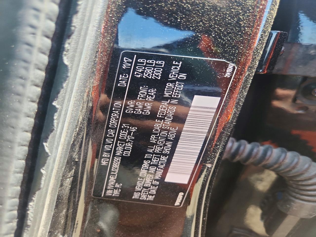 2018 VOLVO V60