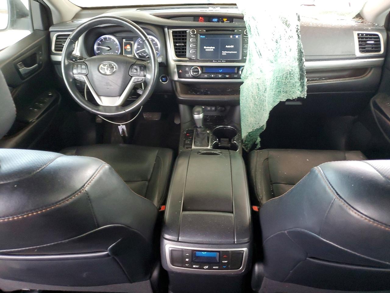 2018 TOYOTA HIGHLANDER