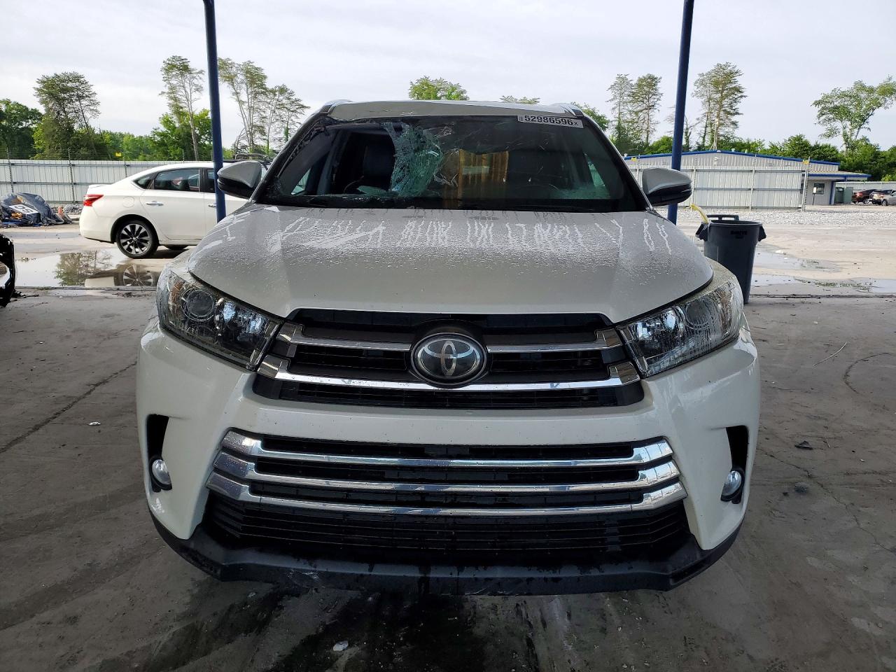 2018 TOYOTA HIGHLANDER