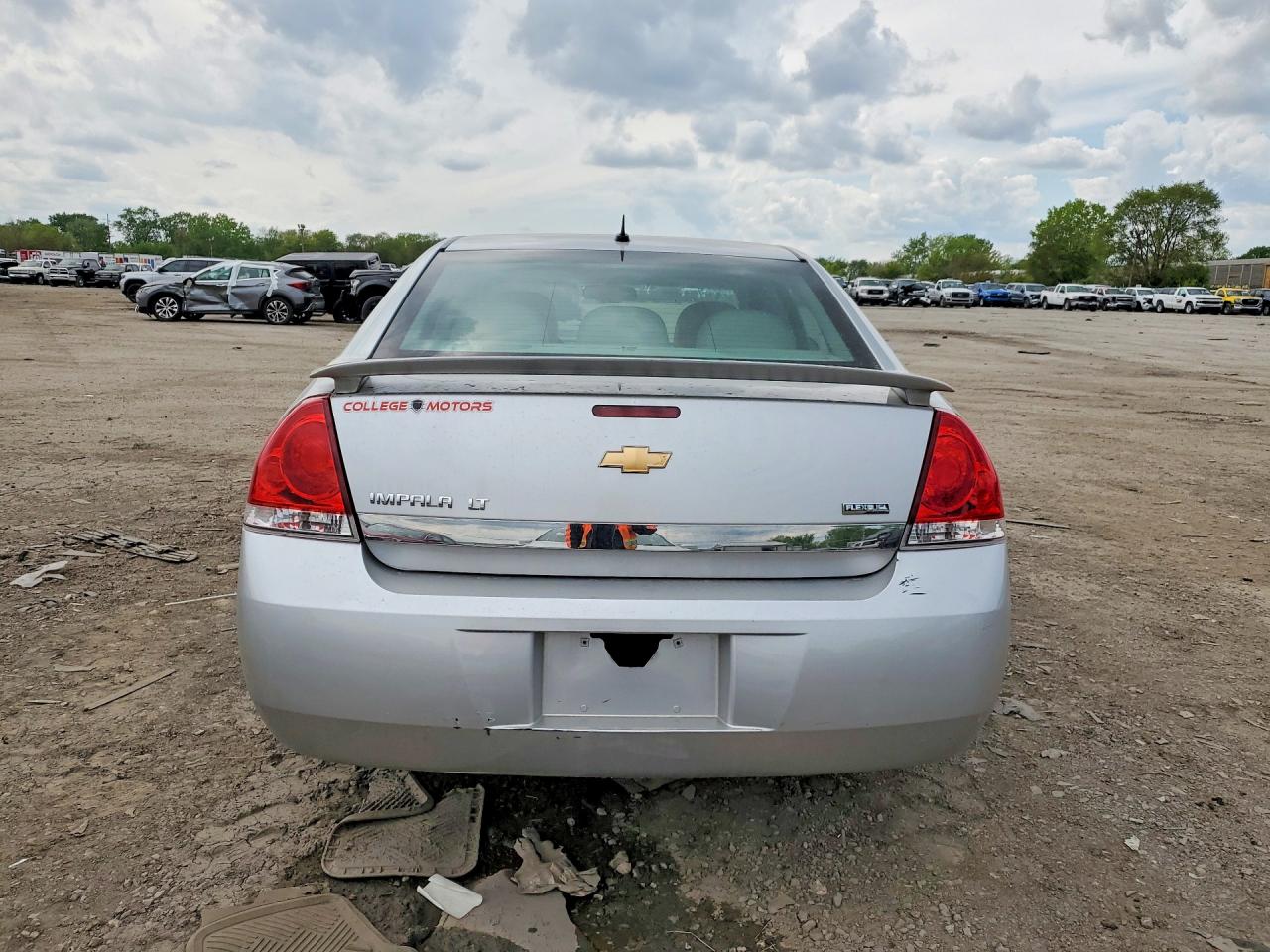 2011 CHEVROLET IMPALA