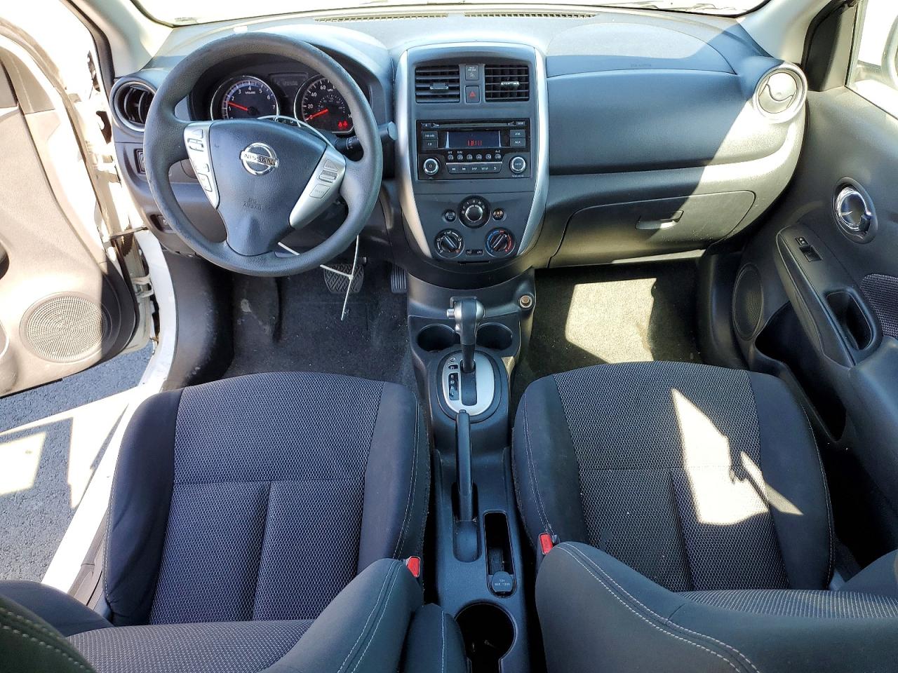 2017 NISSAN VERSA