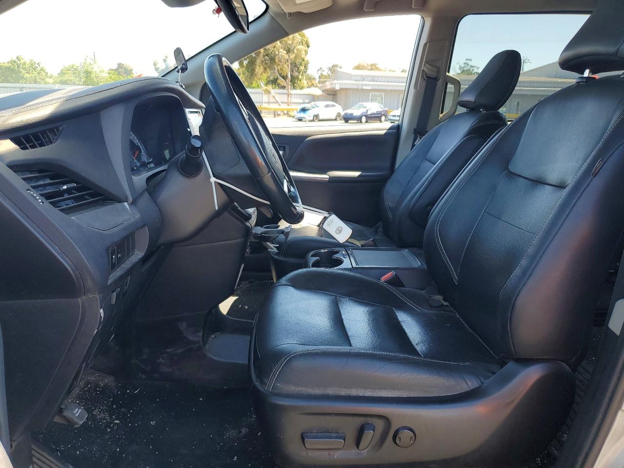 2019 TOYOTA SIENNA