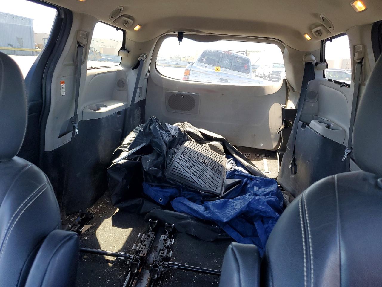 2019 TOYOTA SIENNA