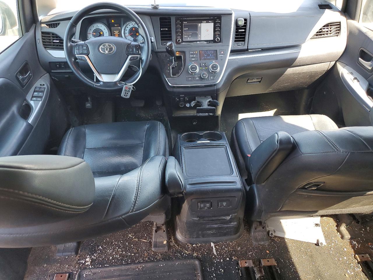 2019 TOYOTA SIENNA