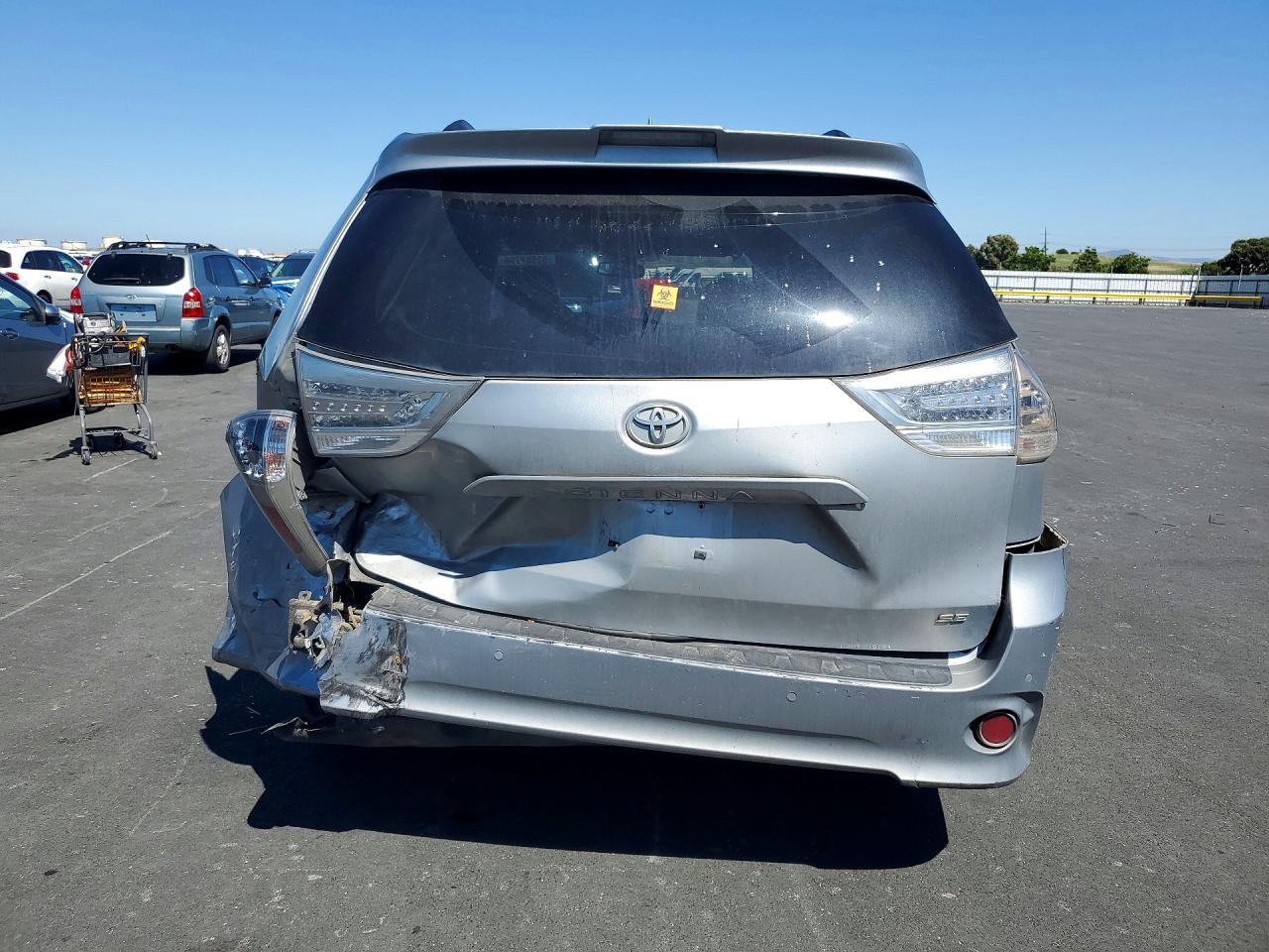 2019 TOYOTA SIENNA