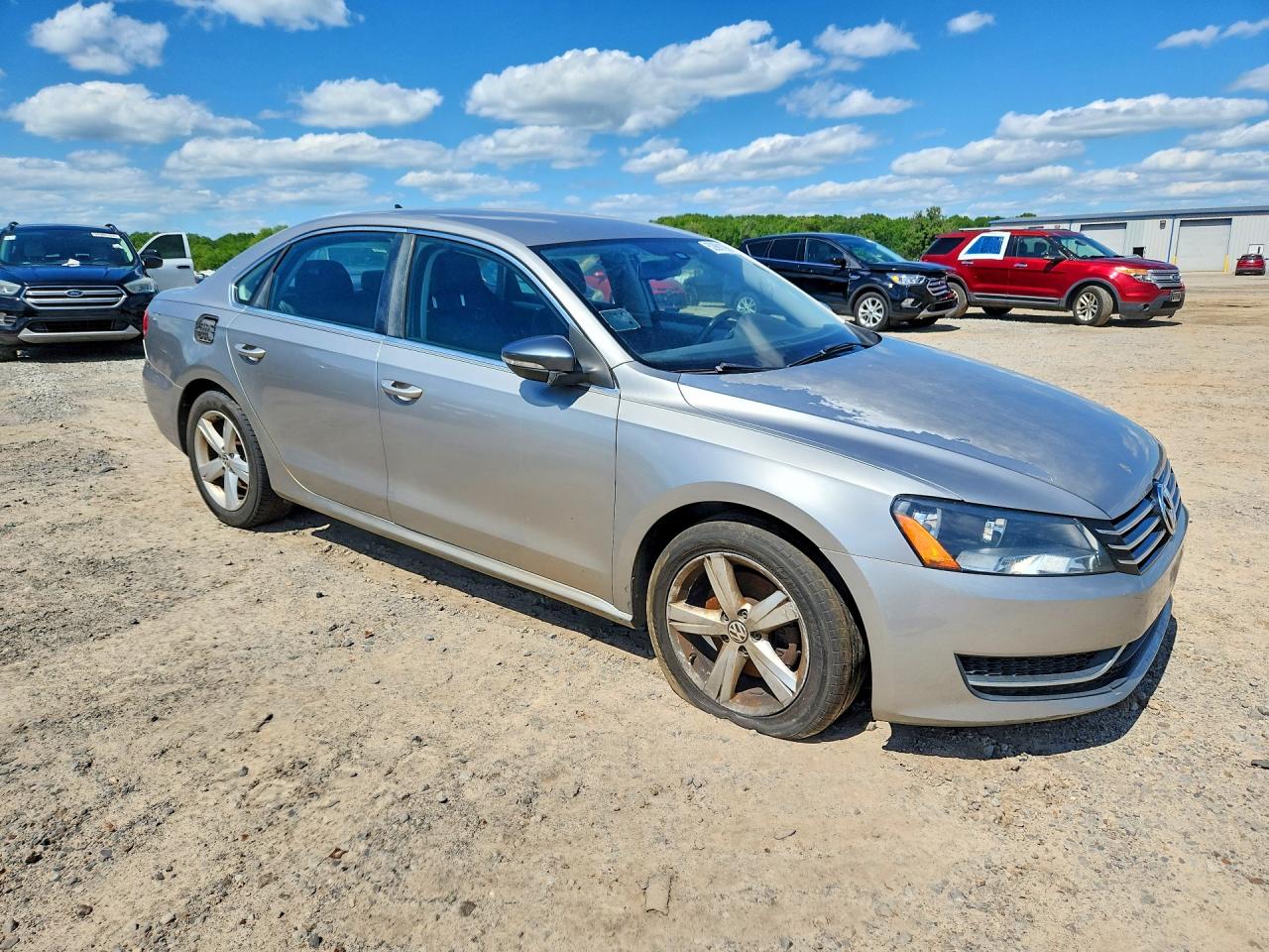 2012 VOLKSWAGEN PASSAT