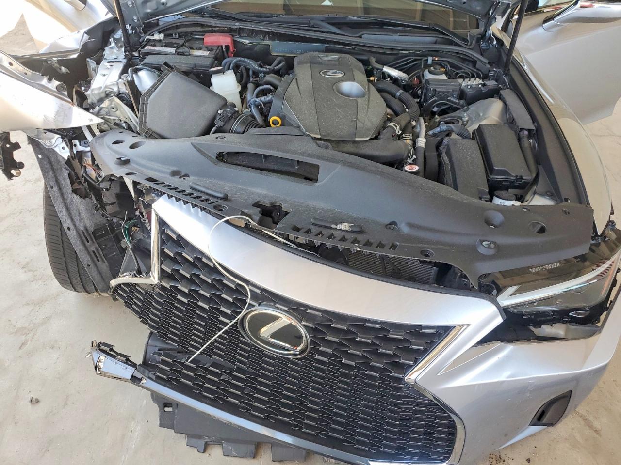 2024 LEXUS IS