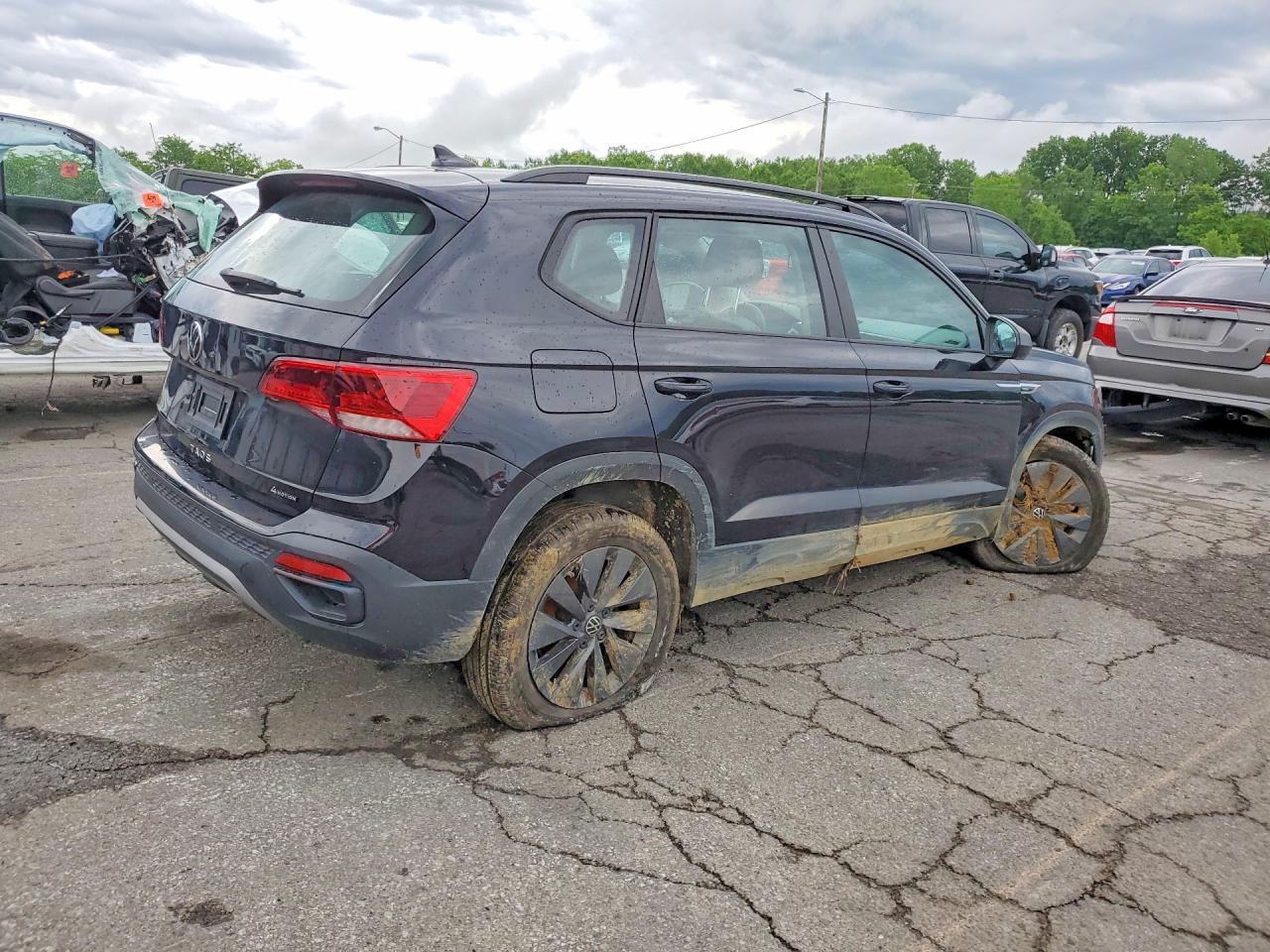 2022 VOLKSWAGEN TAOS S