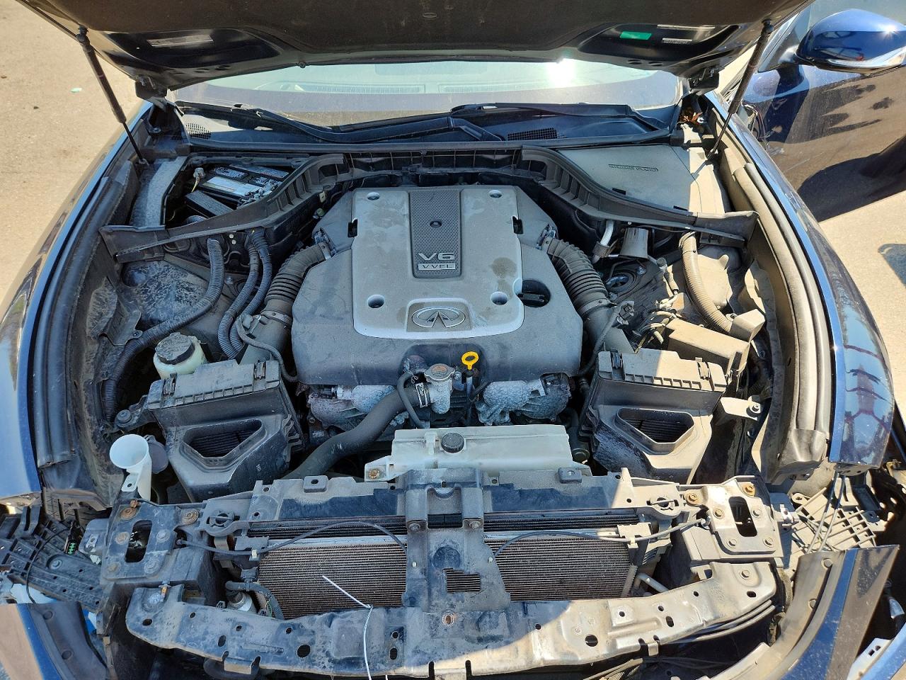 2016 INFINITI Q70
