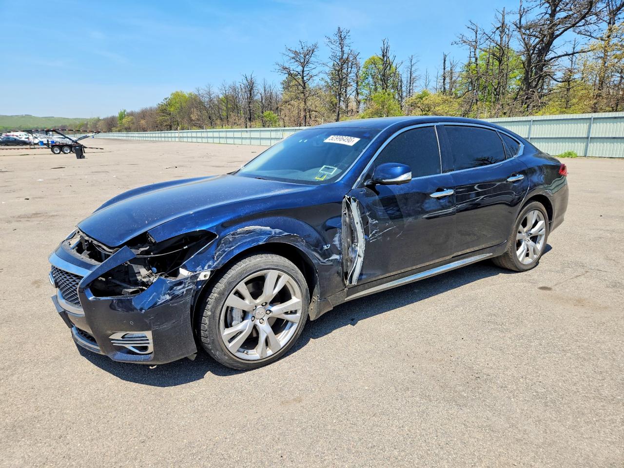 2016 INFINITI Q70