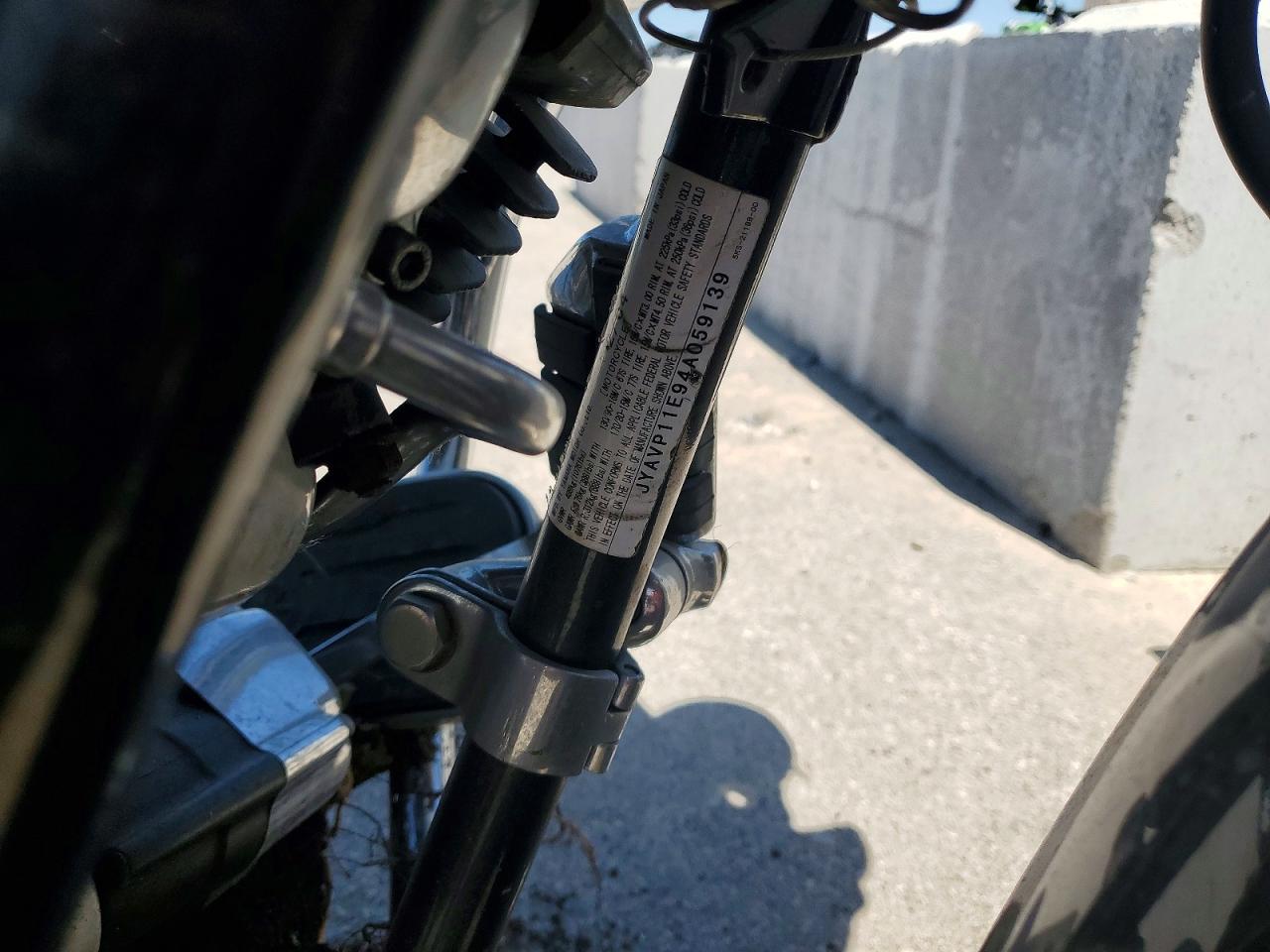 2004 YAMAHA XV