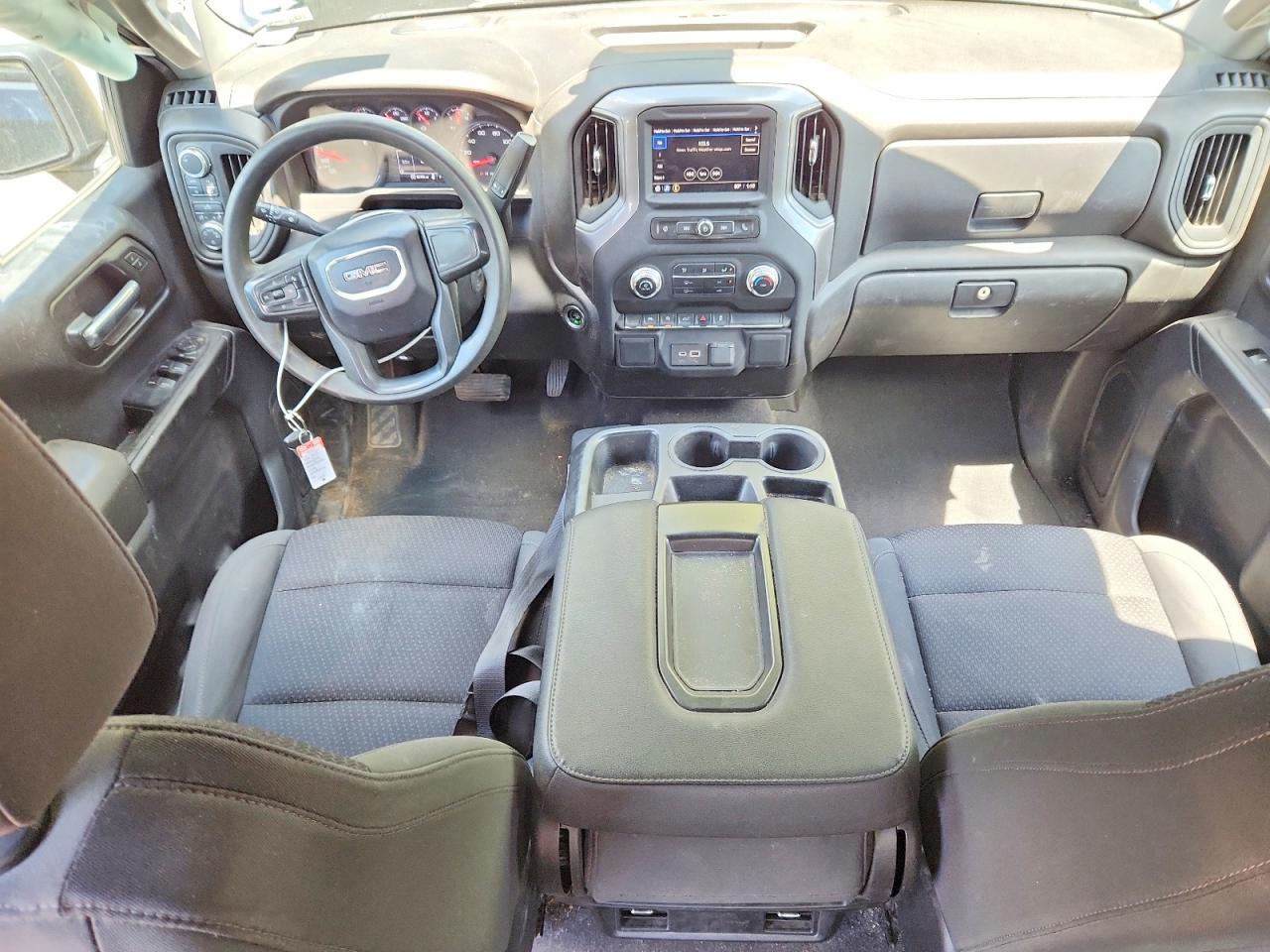 2023 GMC SIERRA