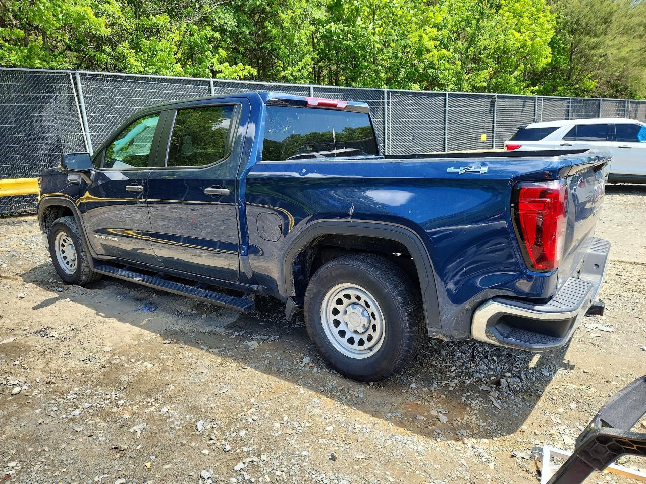 2023 GMC SIERRA