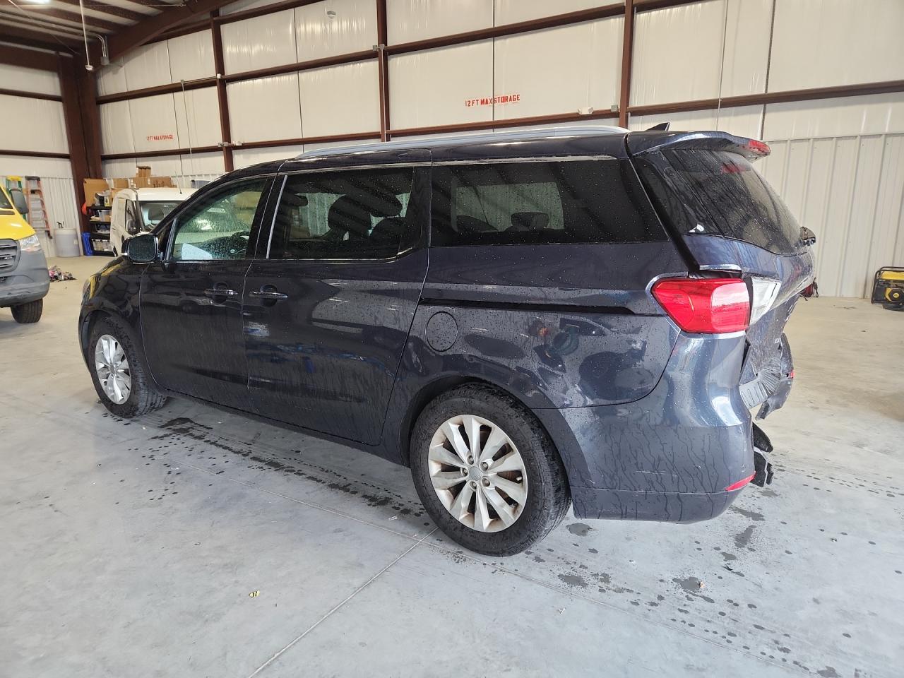 2015 KIA SEDONA
