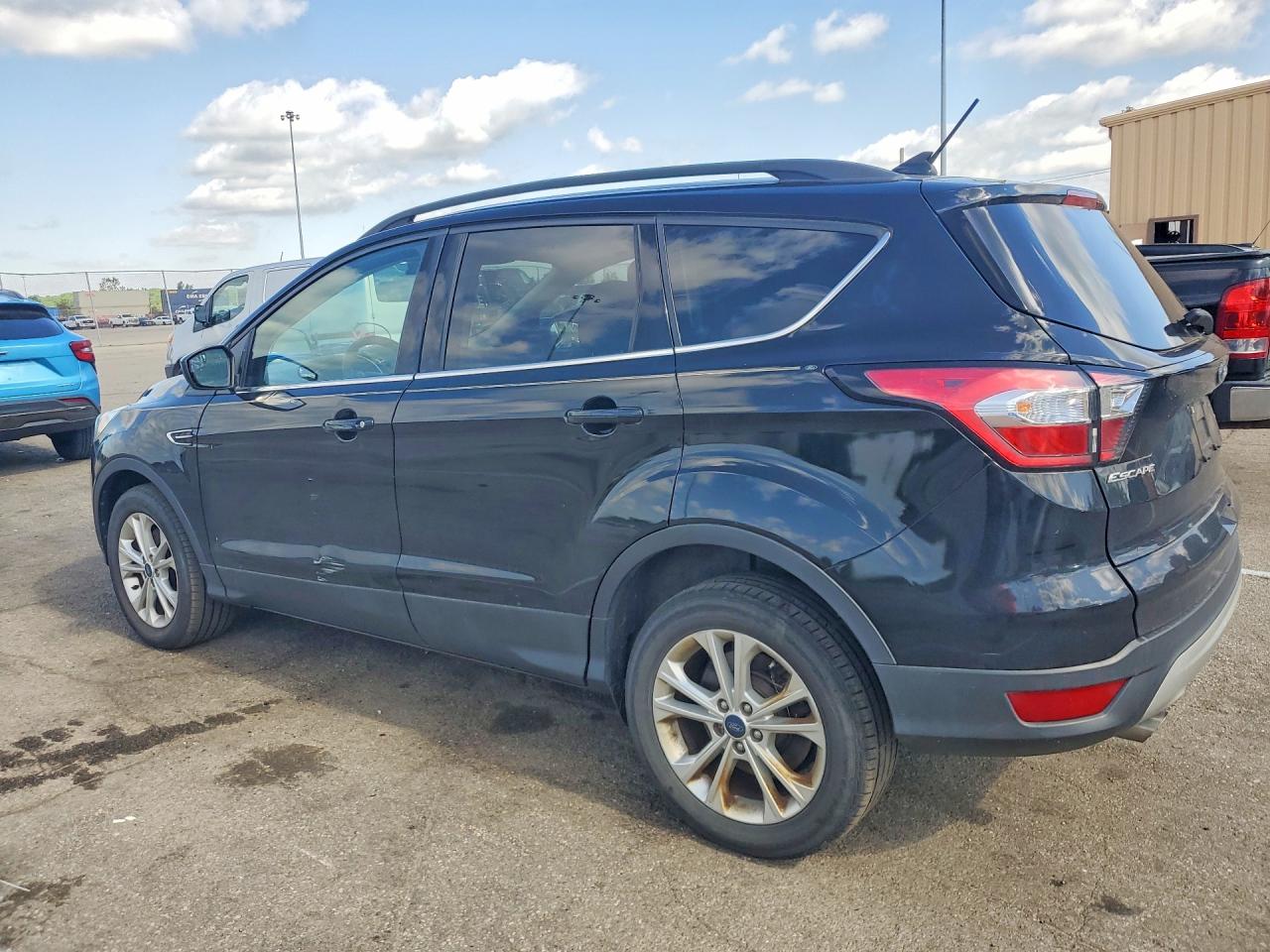 2018 FORD ESCAPE