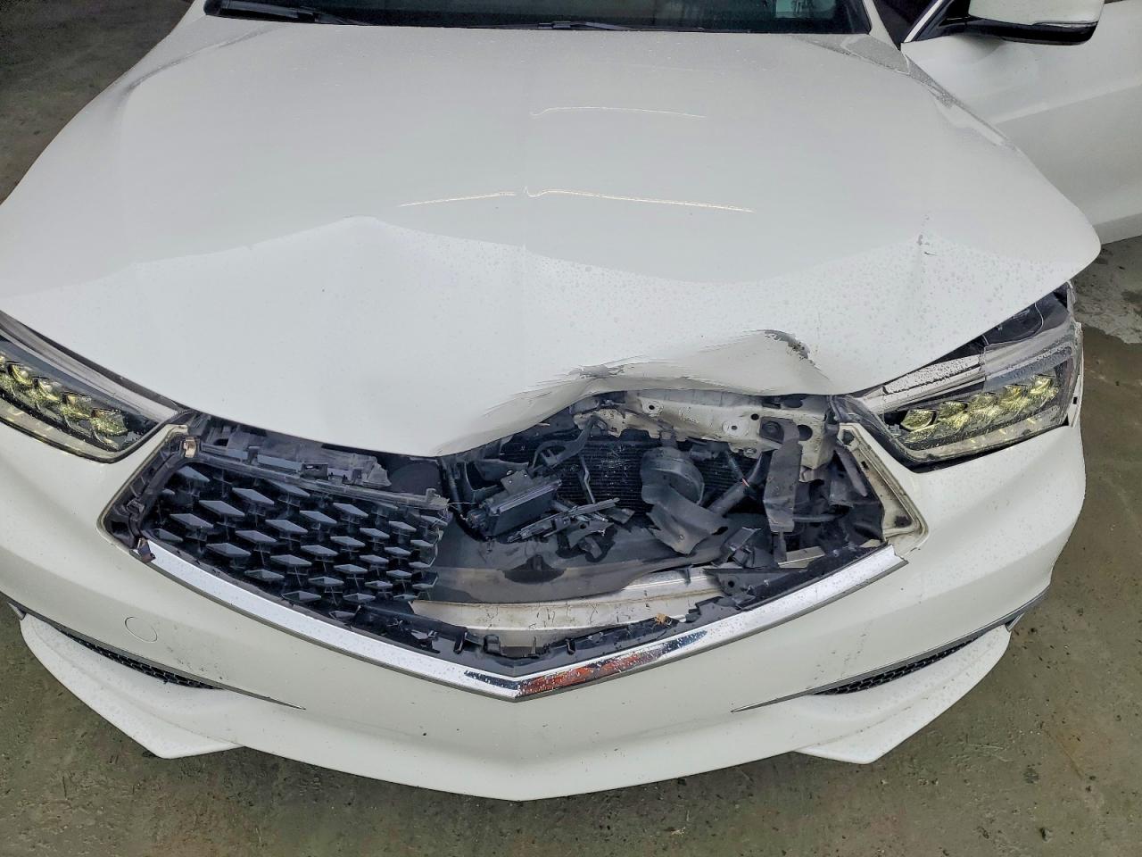 2018 ACURA TLX