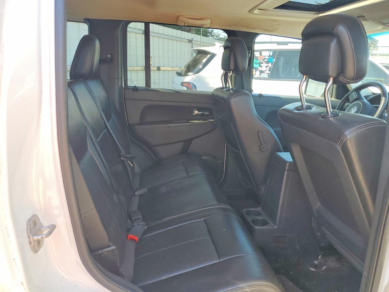 2012 JEEP LIBERTY