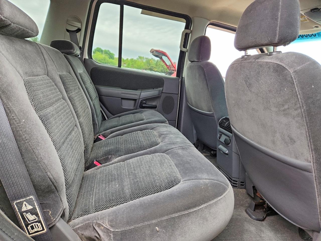 2002 FORD EXPLORER