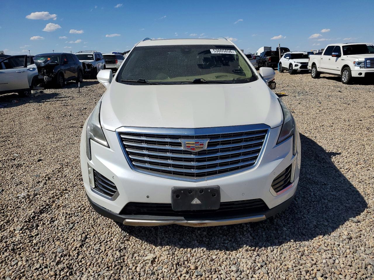 2017 CADILLAC XT5