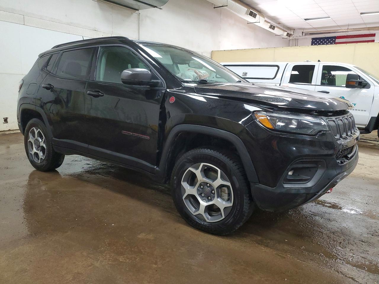 2022 JEEP COMPASS