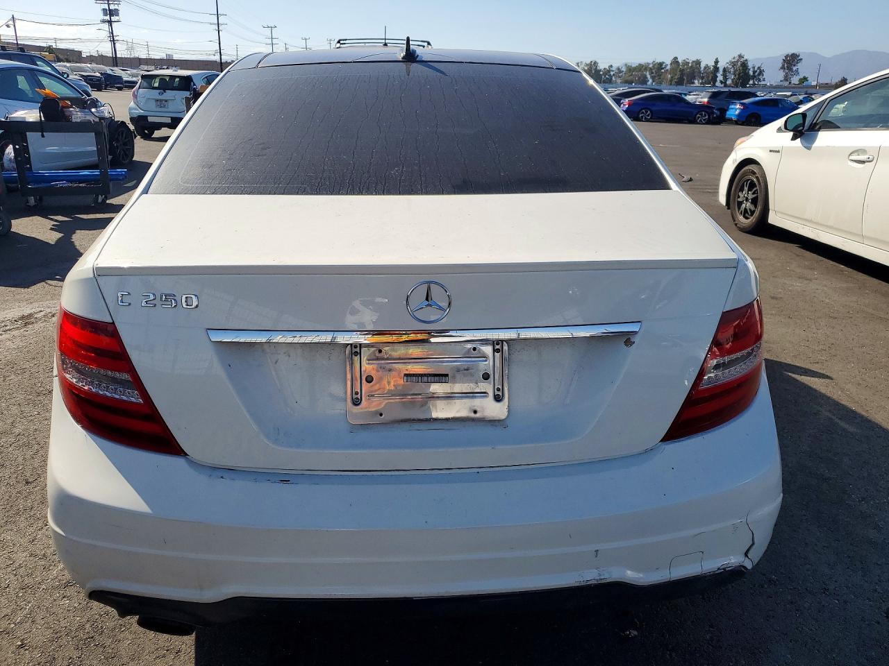 2012 MERCEDES-BENZ C-CLASS