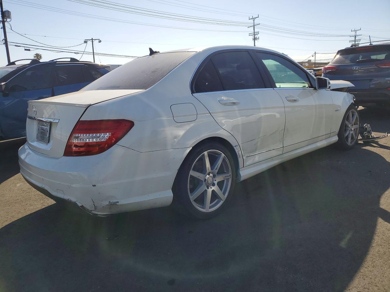 2012 MERCEDES-BENZ C-CLASS