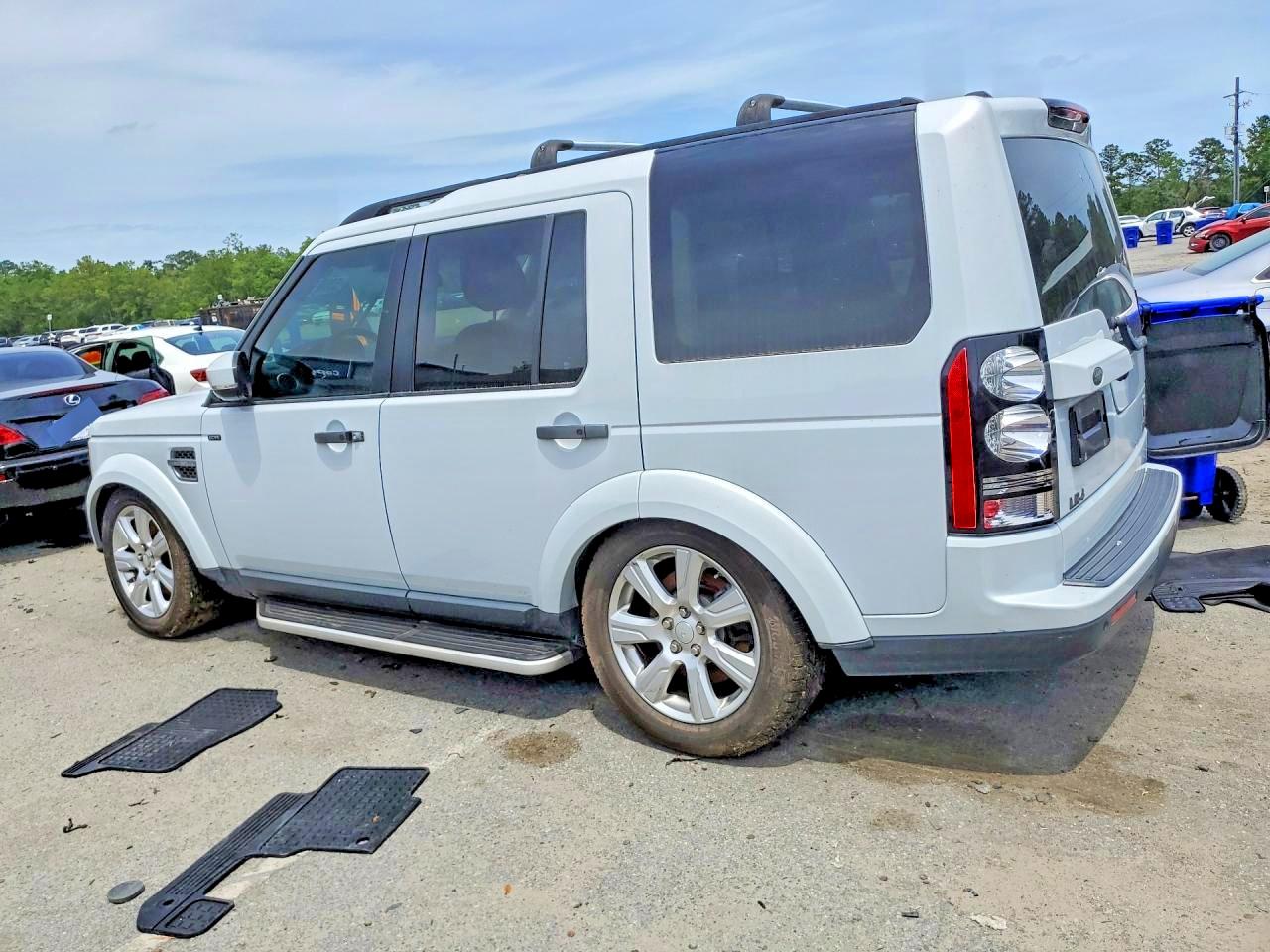 2015 LAND ROVER LR4