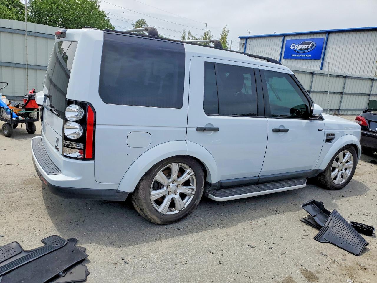 2015 LAND ROVER LR4