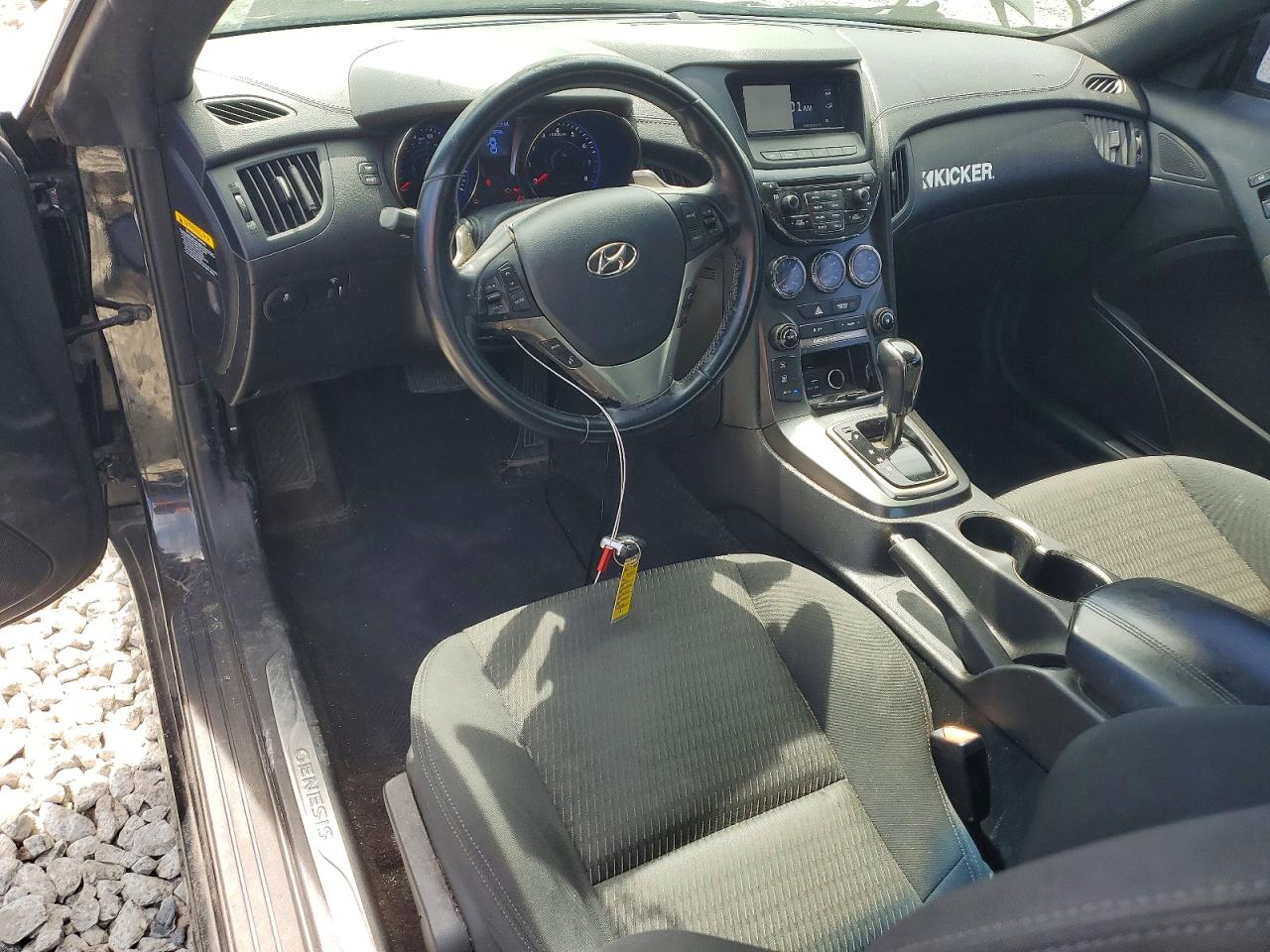 2016 HYUNDAI GENESIS