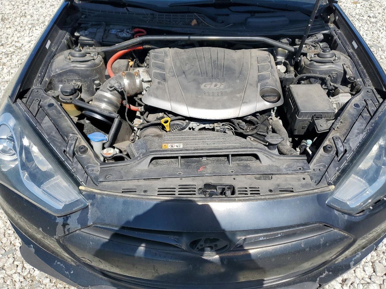 2016 HYUNDAI GENESIS