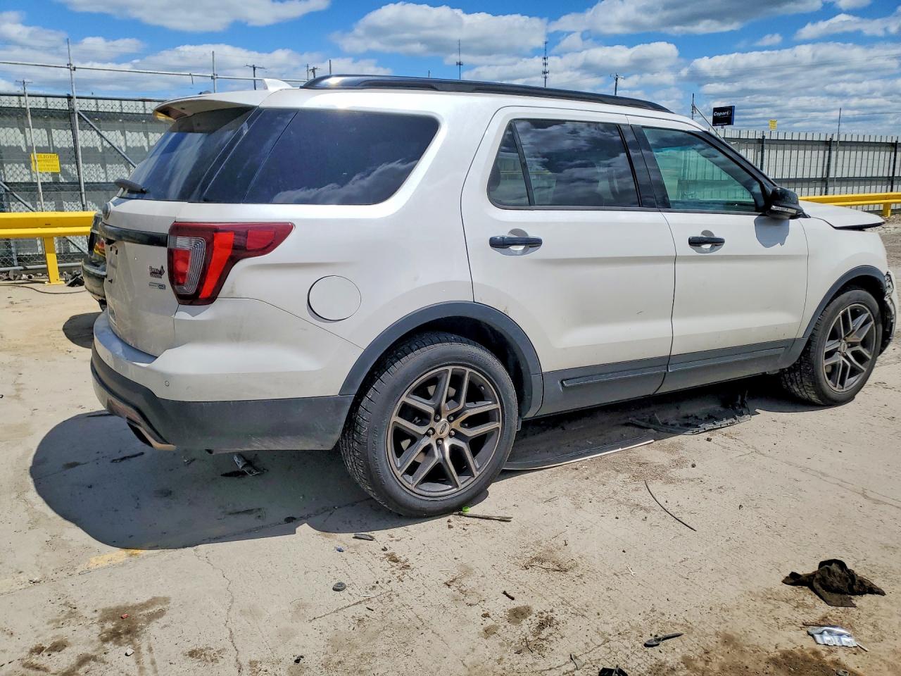 2016 FORD EXPLORER