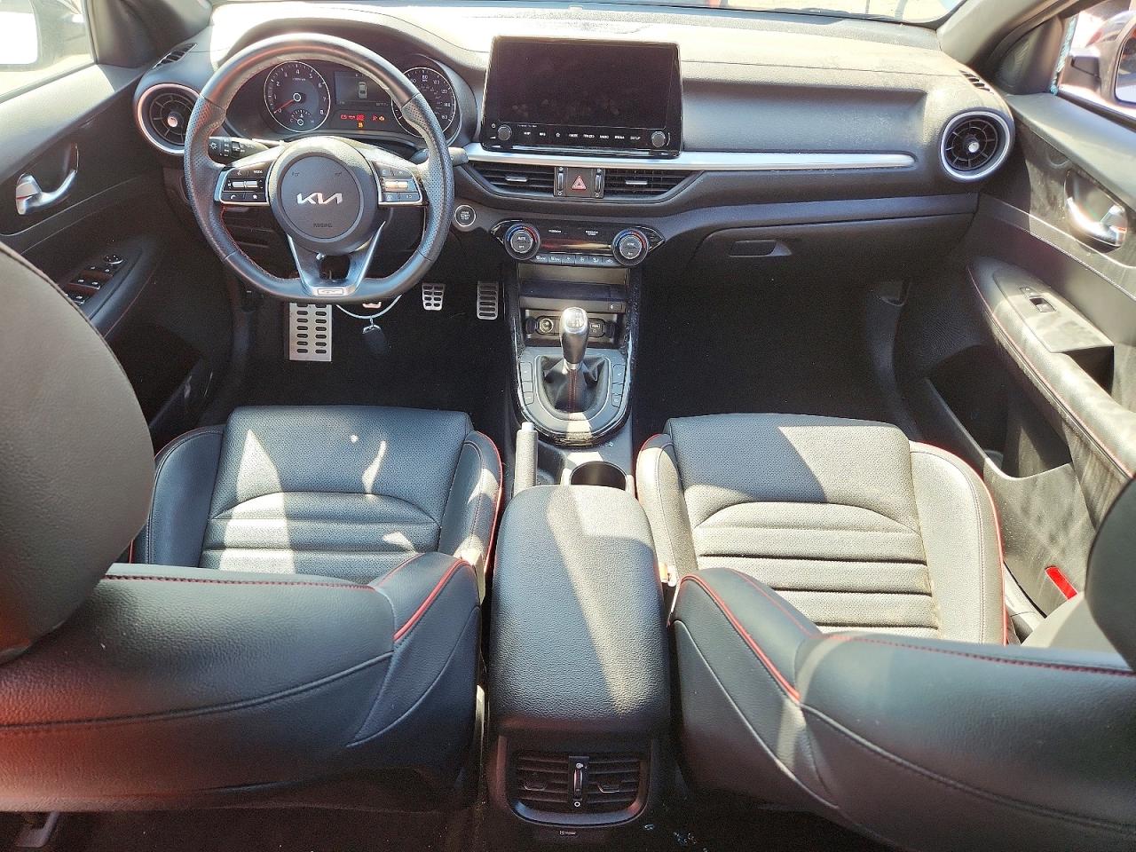 2023 KIA FORTE