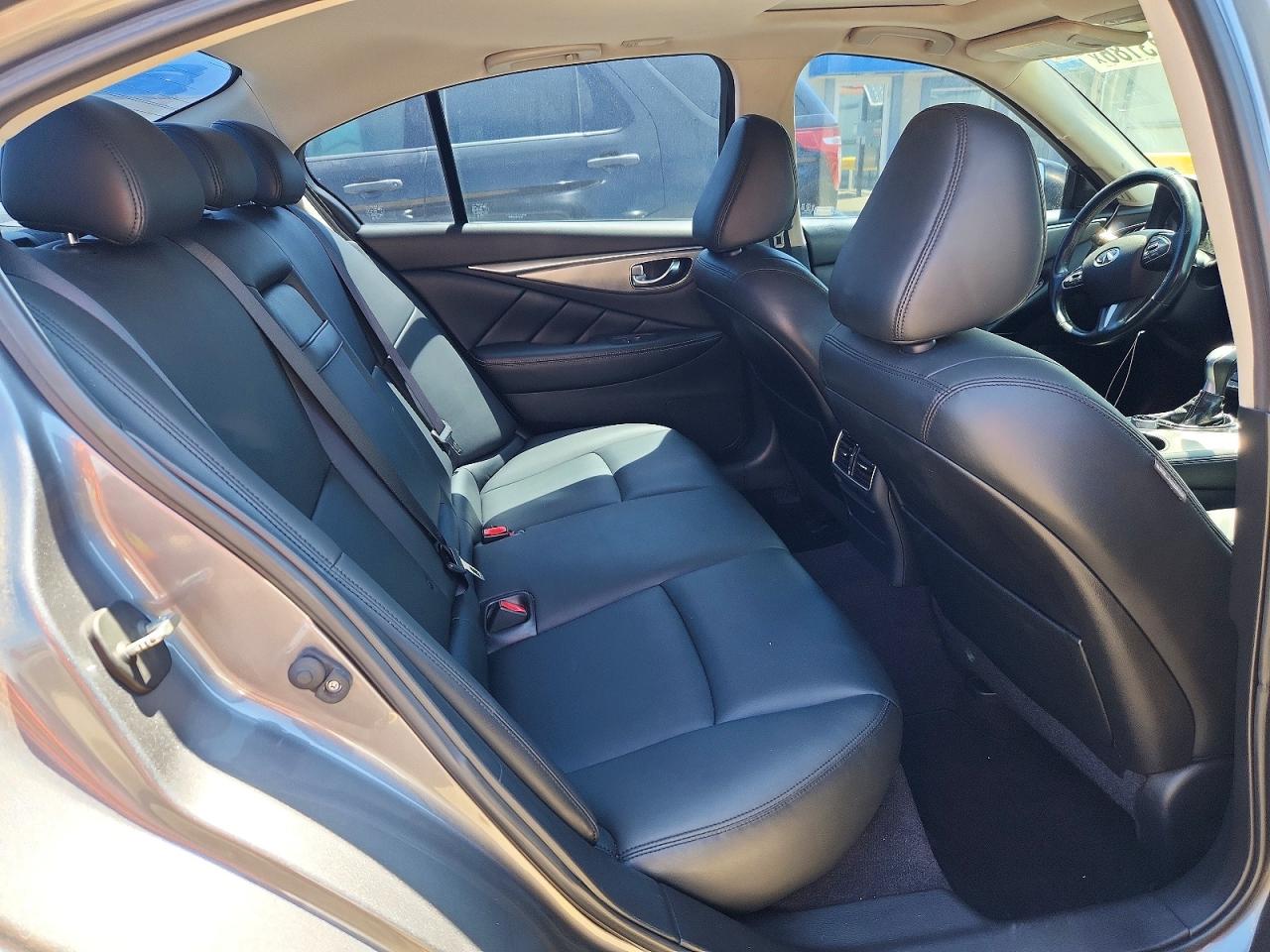 2016 INFINITI Q50