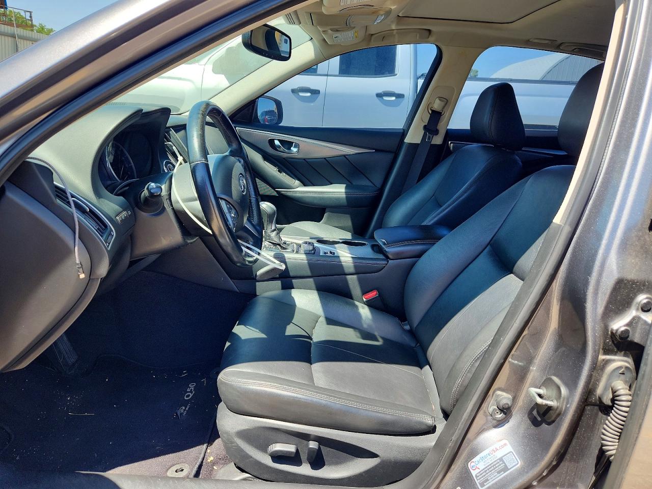 2016 INFINITI Q50