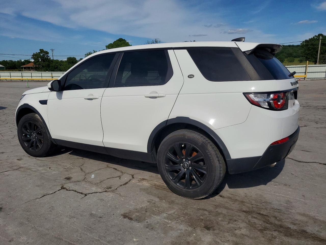 2017 LAND ROVER DISCOVERY