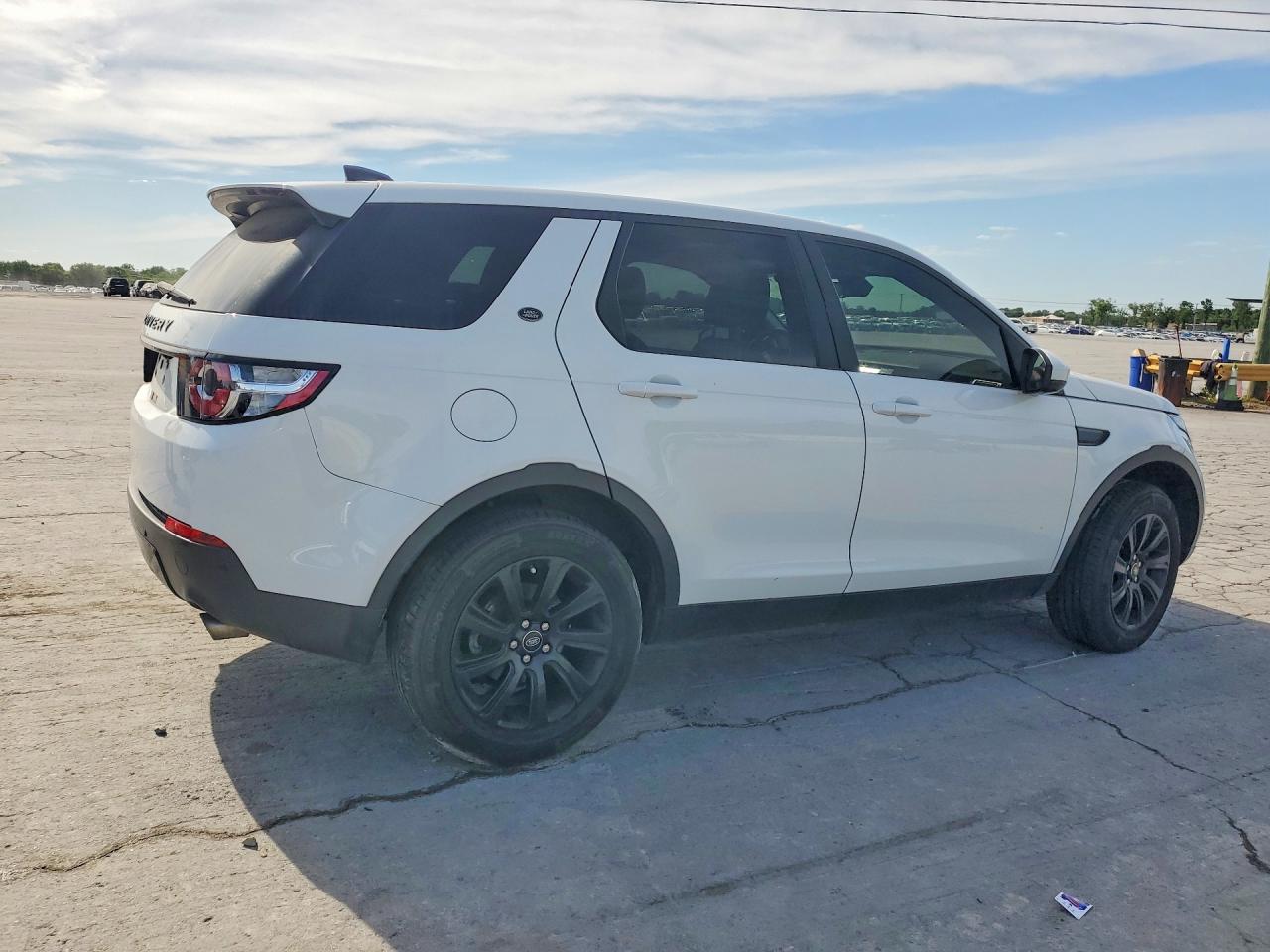2017 LAND ROVER DISCOVERY