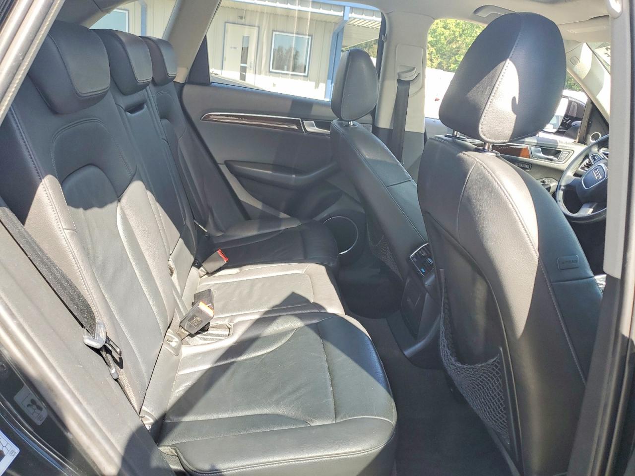 2010 AUDI Q5