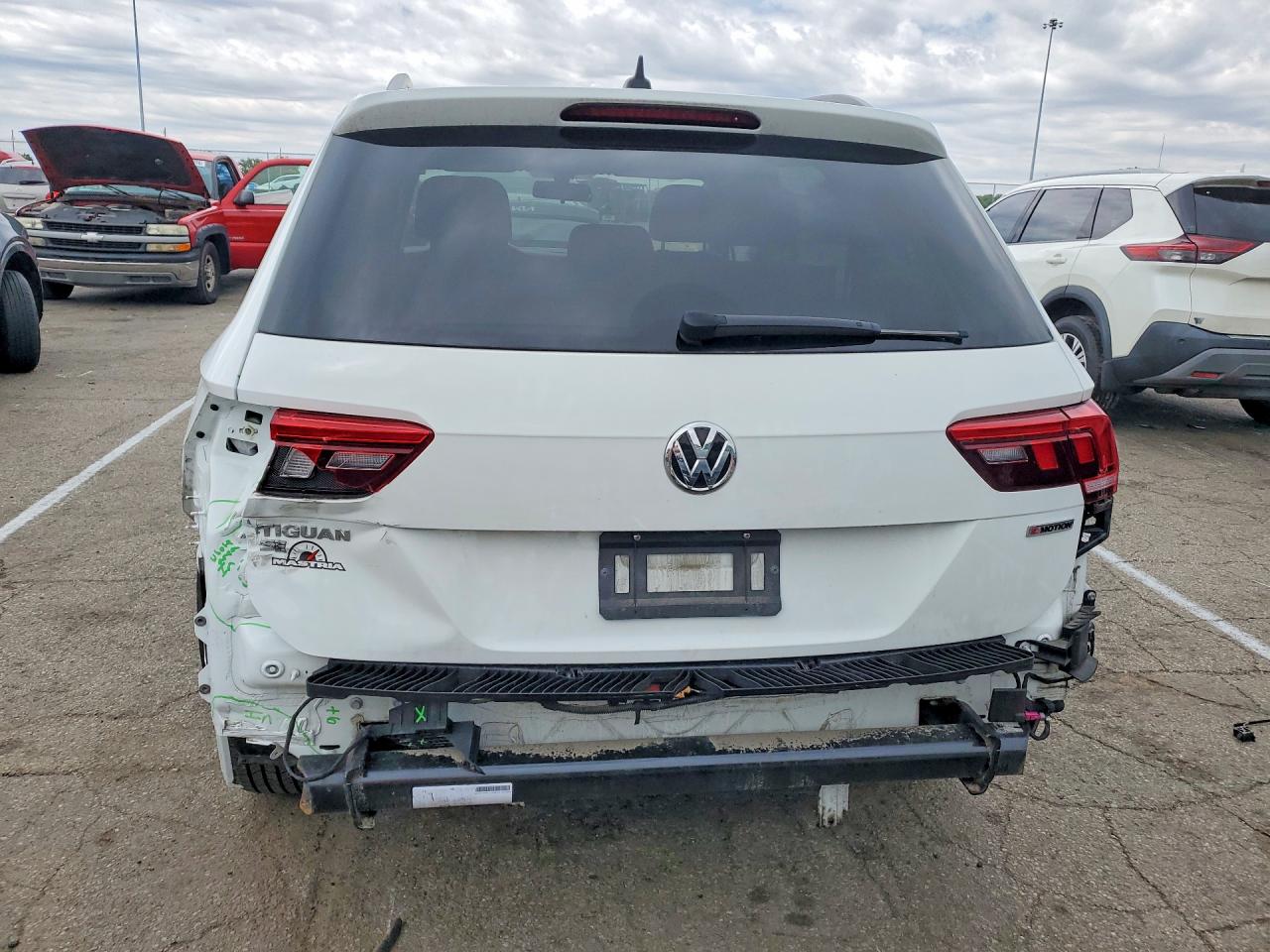2021 VOLKSWAGEN TIGUAN