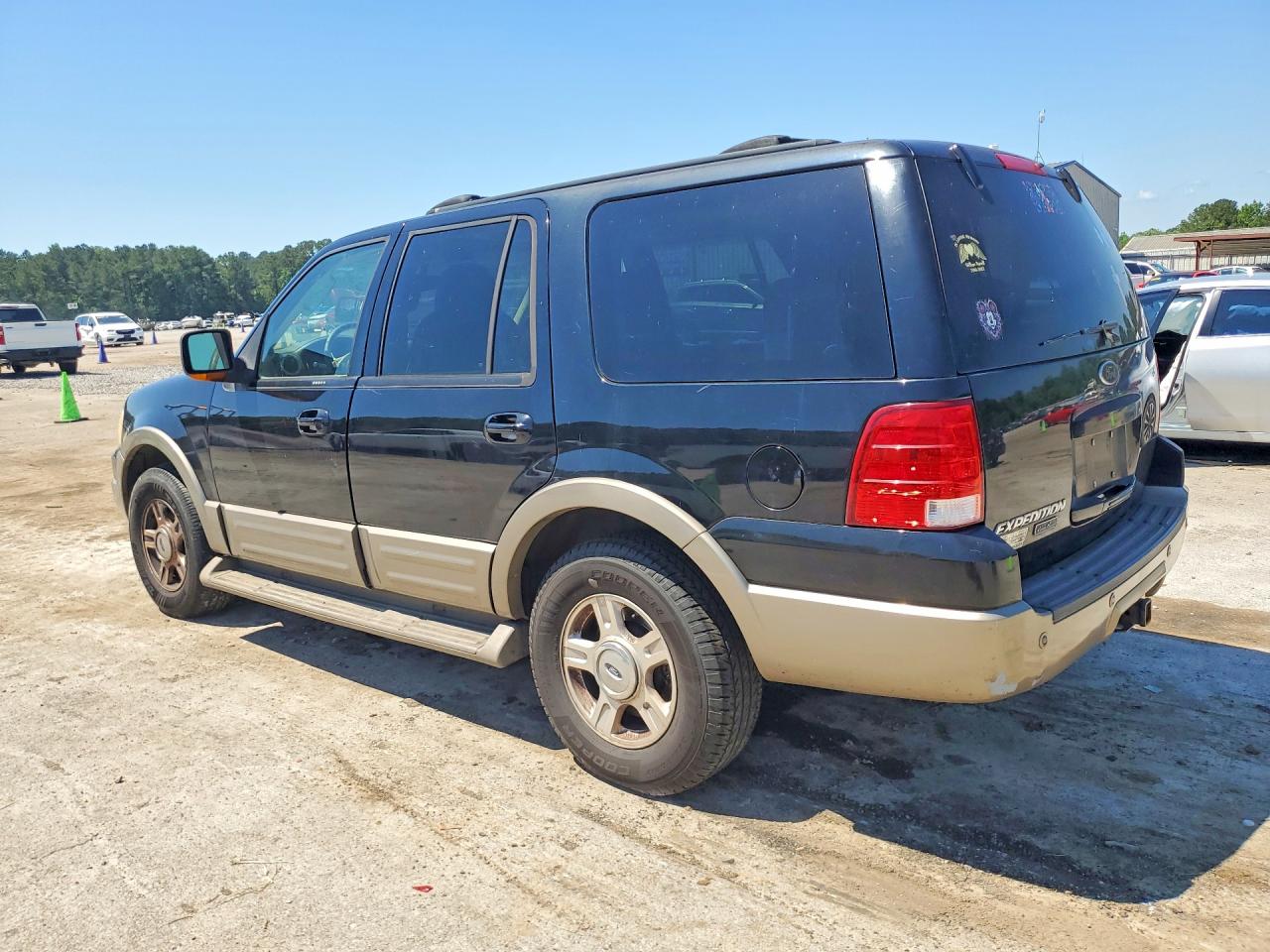 2004 FORD EXPEDITION