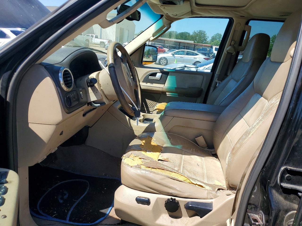 2004 FORD EXPEDITION