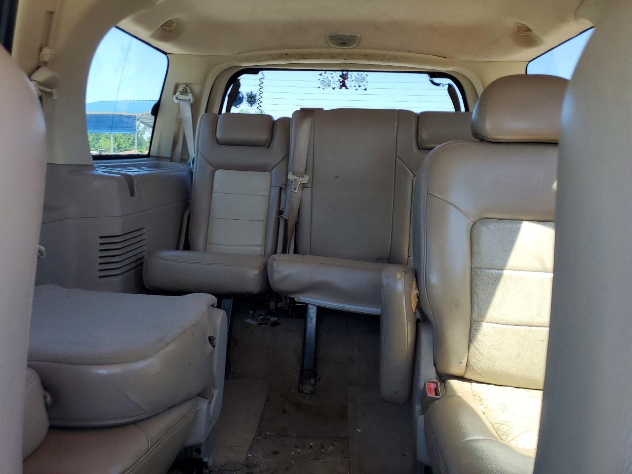 2004 FORD EXPEDITION