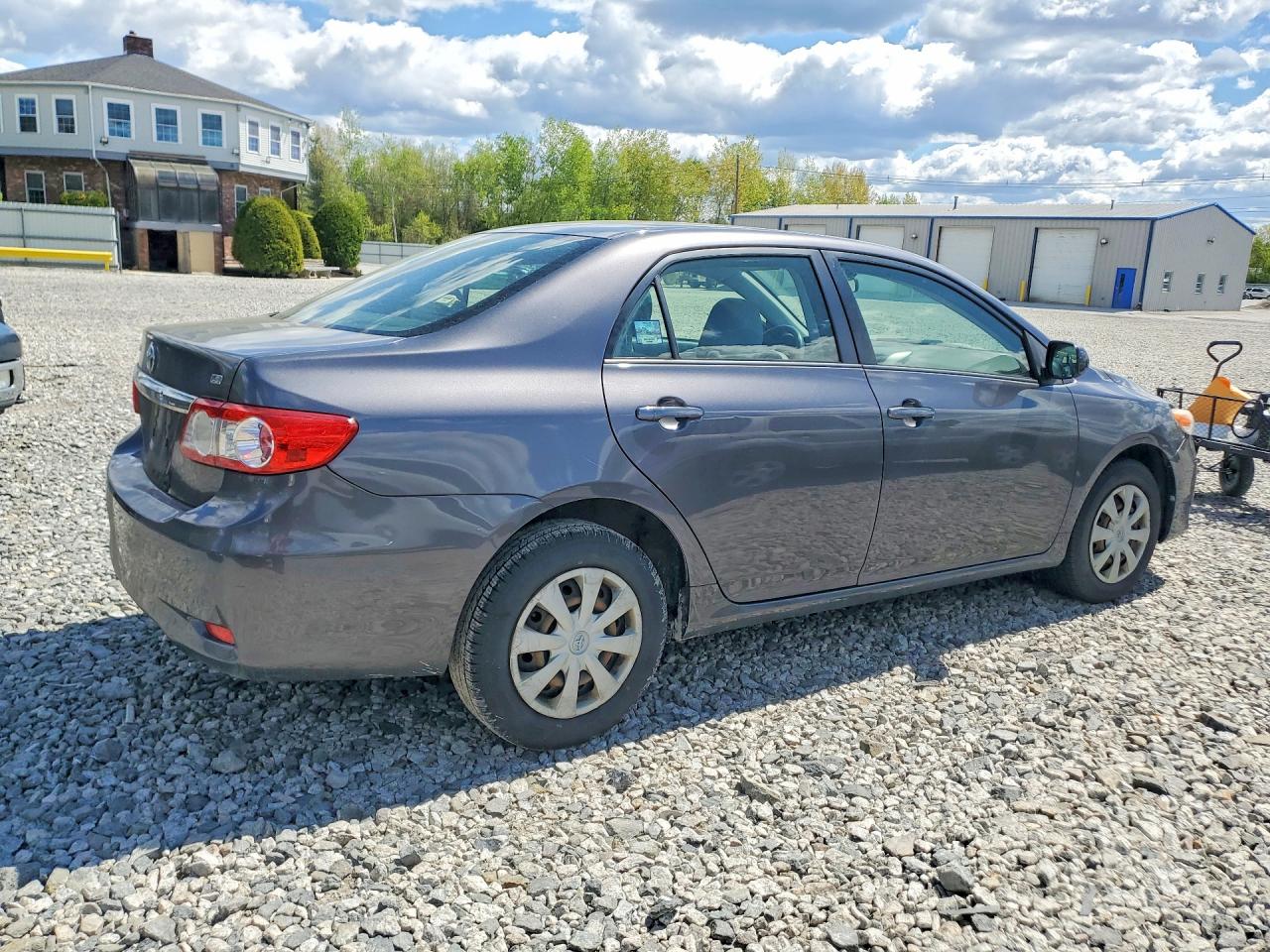 2011 TOYOTA COROLLA