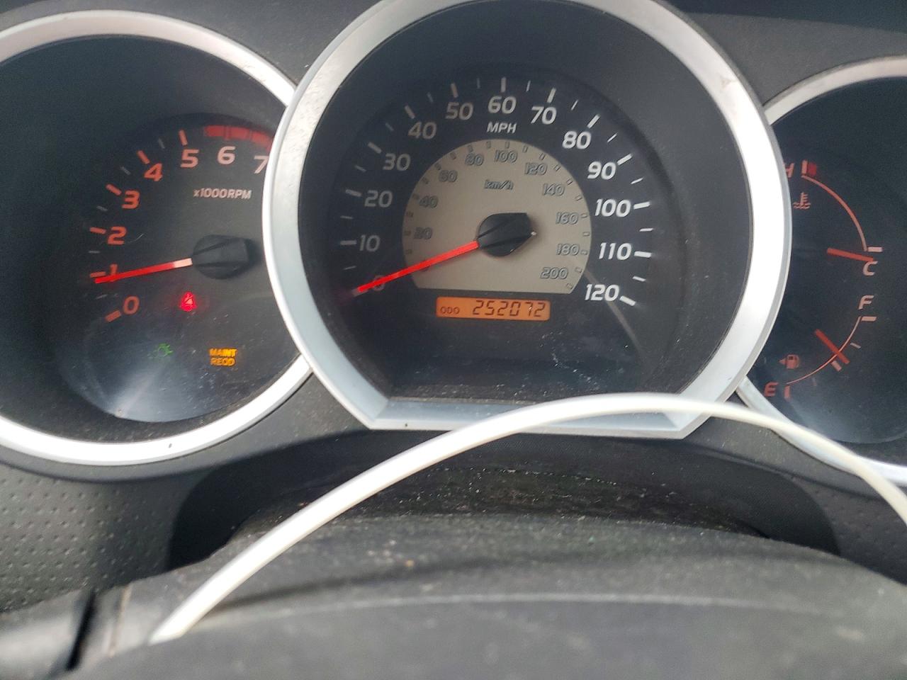 2005 TOYOTA TACOMA