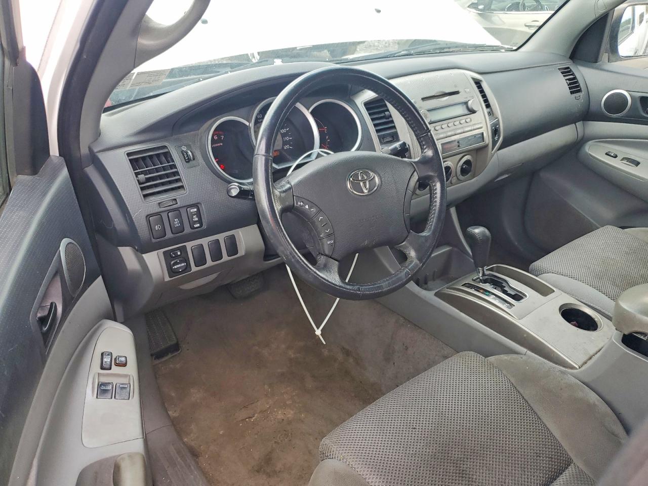 2005 TOYOTA TACOMA
