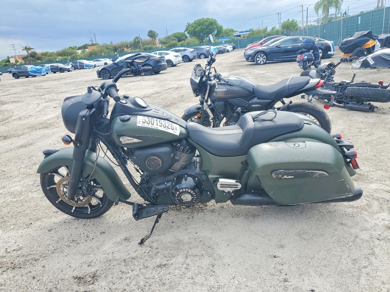 2024 INDIAN MOTORCYCLE CO. MOTORCYCLE