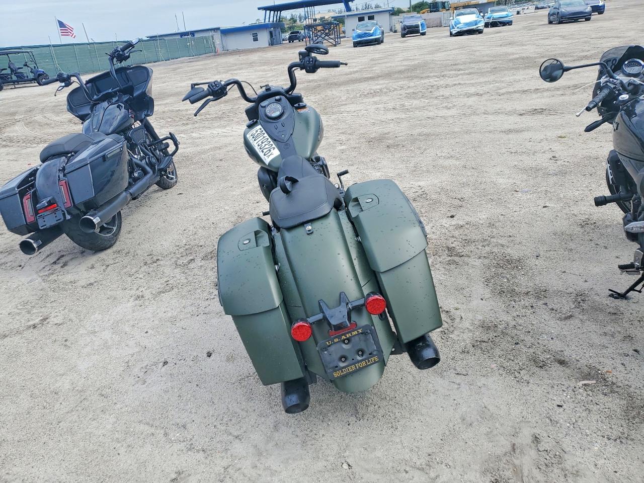 2024 INDIAN MOTORCYCLE CO. MOTORCYCLE