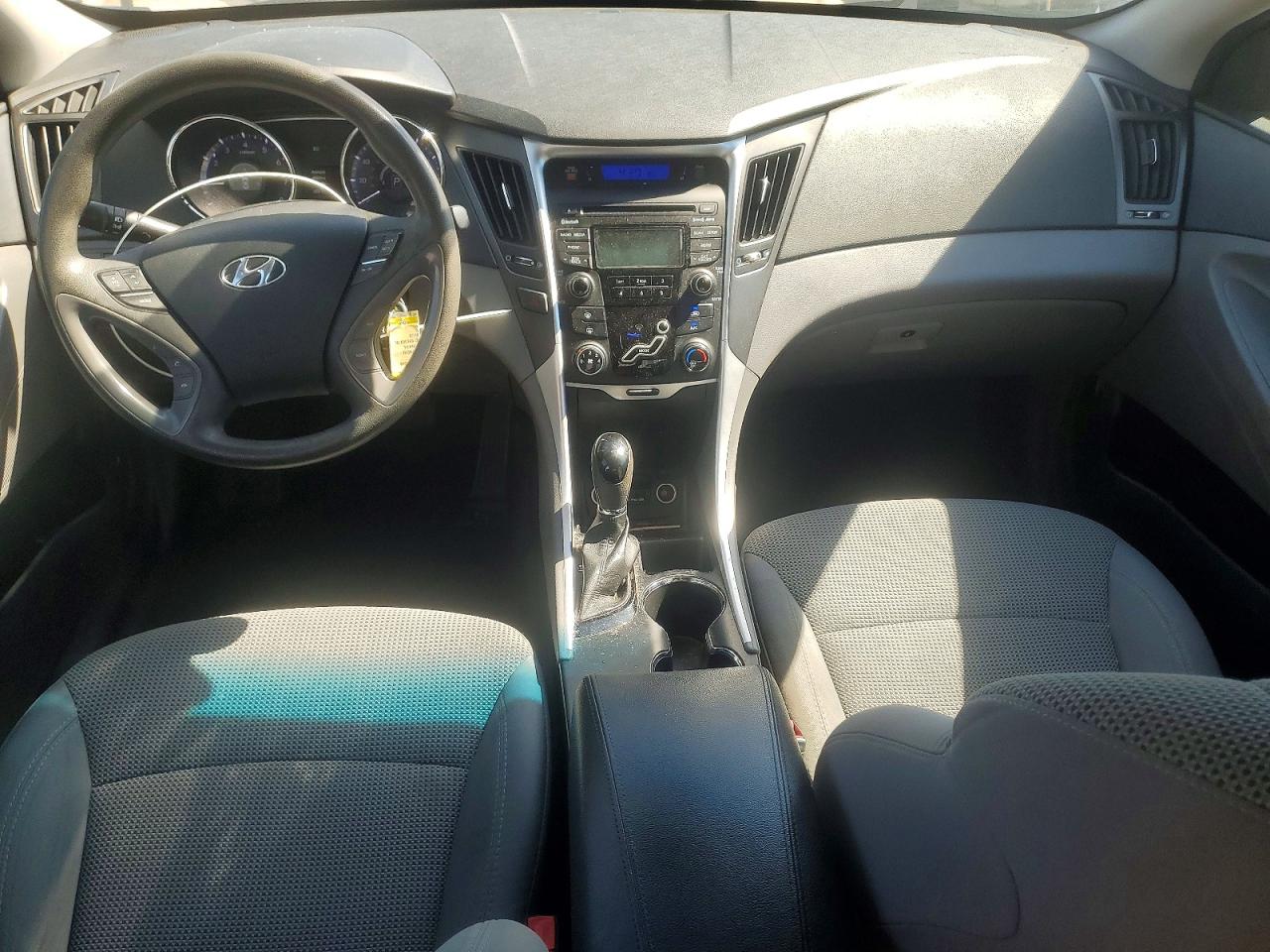 2013 HYUNDAI SONATA