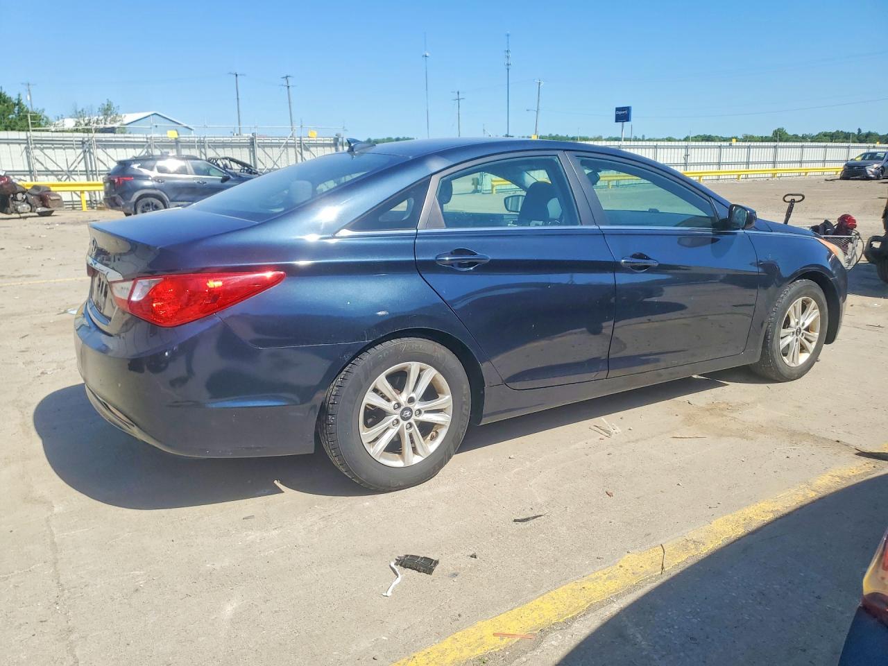 2013 HYUNDAI SONATA
