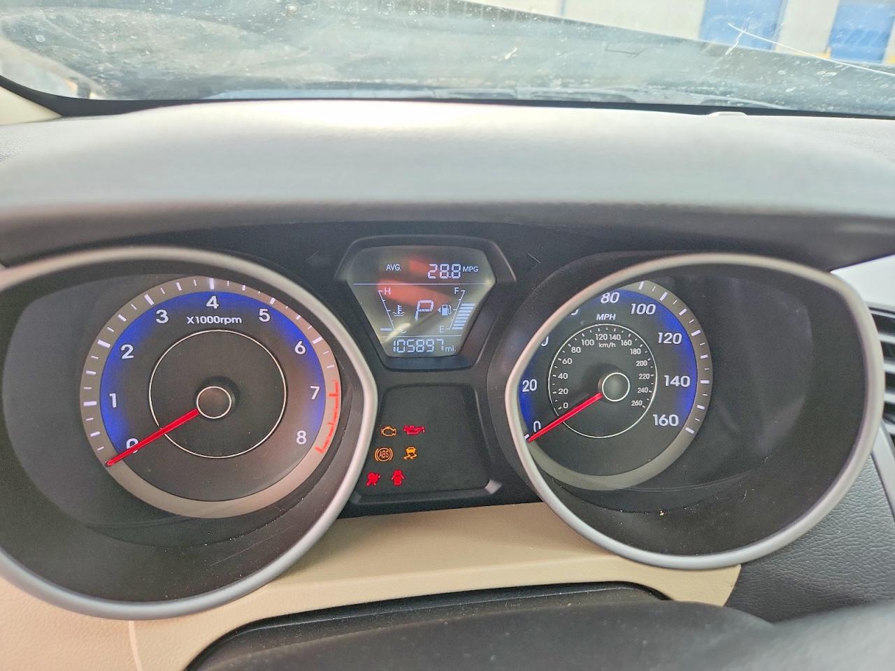 2016 HYUNDAI ELANTRA