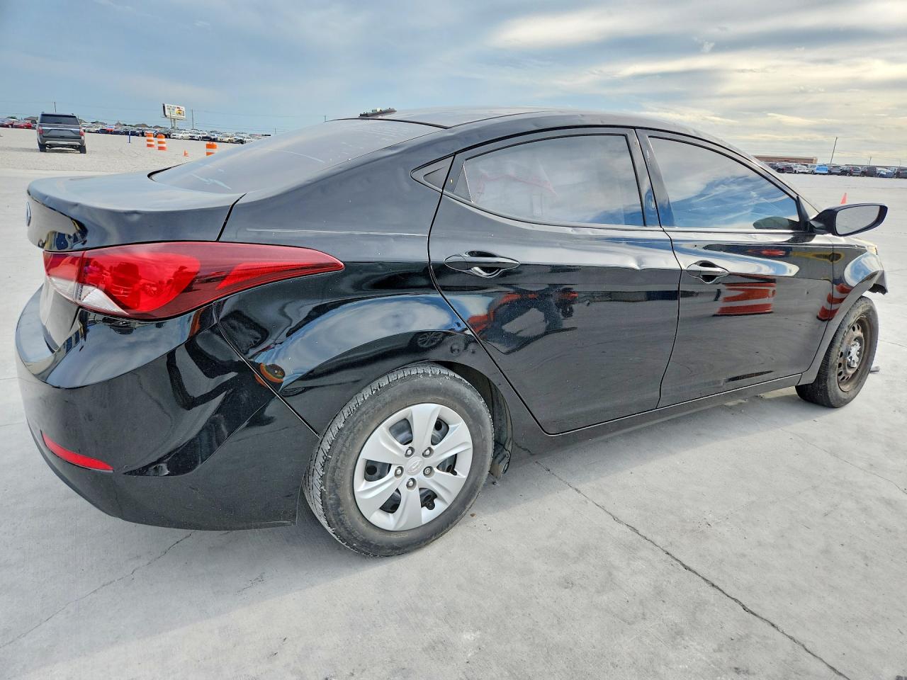 2016 HYUNDAI ELANTRA